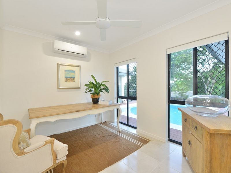 1 Temora Close, Edge Hill QLD 4870