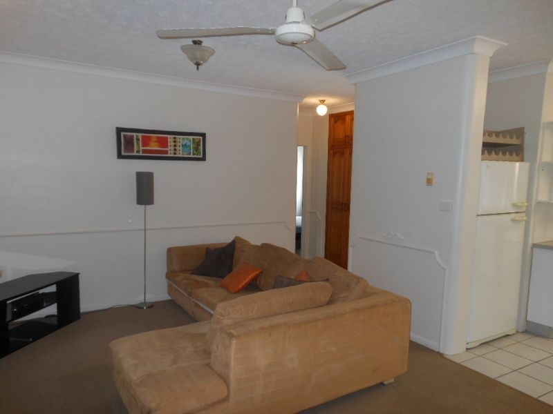 1/9 Springfield Cresc, Manoora QLD 4870