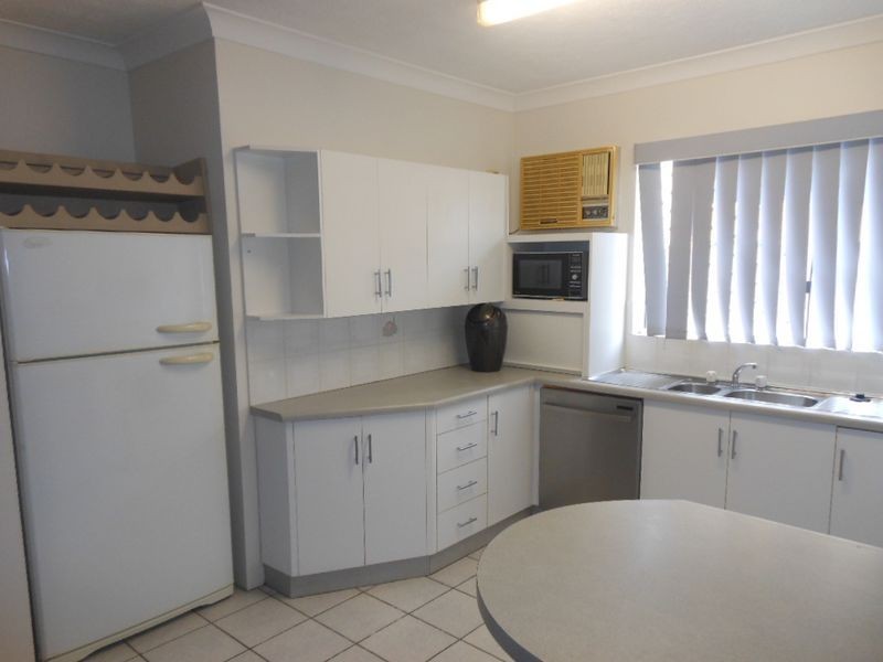 1/9 Springfield Cresc, Manoora QLD 4870