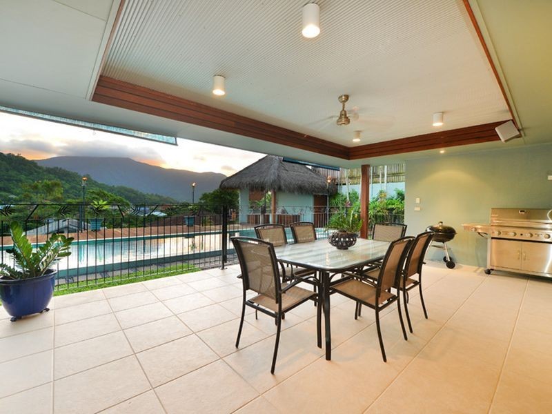 19 East Parkridge Drive, Brinsmead QLD 4870