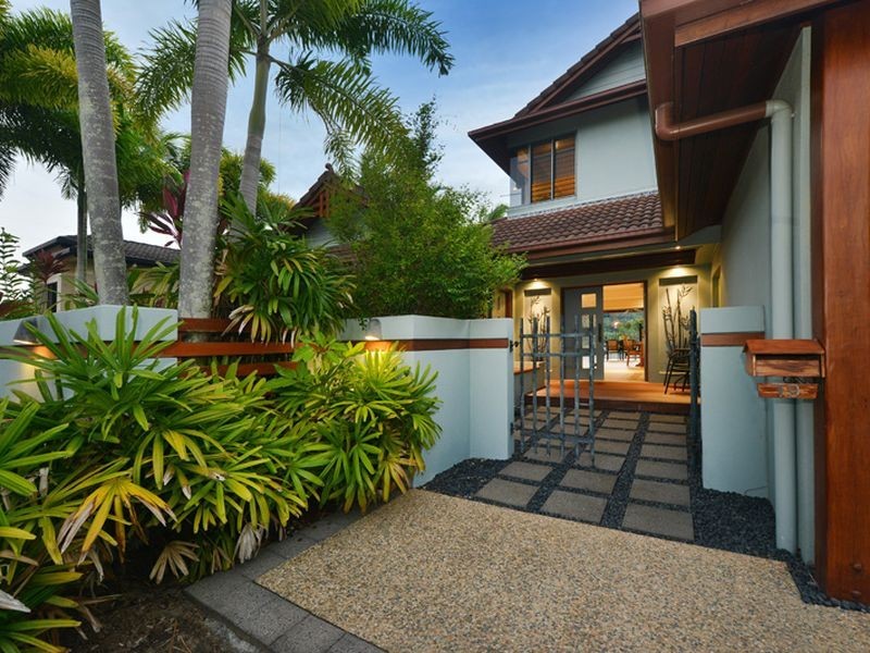 19 East Parkridge Drive, Brinsmead QLD 4870