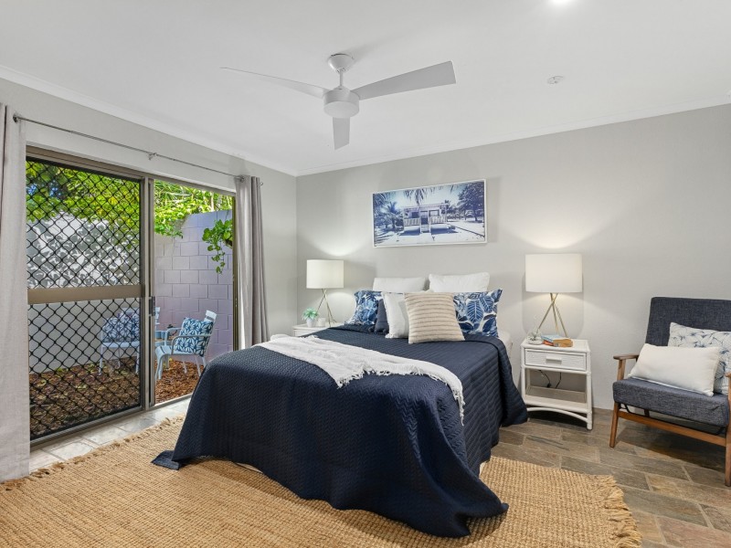 32 Lake Placid Rd, Caravonica QLD 4878