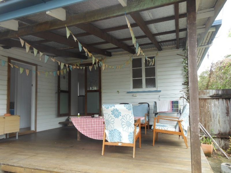 12 Fulton cl, Whitfield QLD 4870