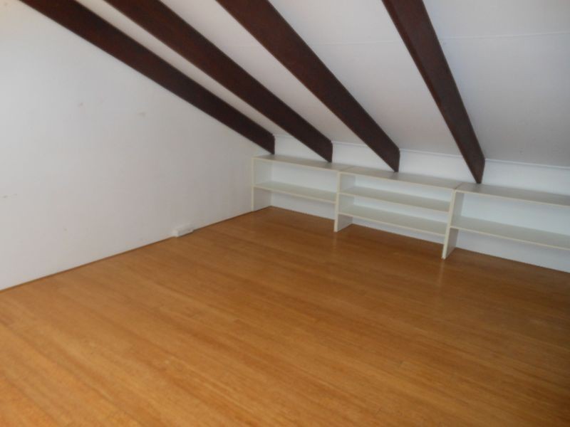 32 Callum Street, Mooroobool QLD 4870