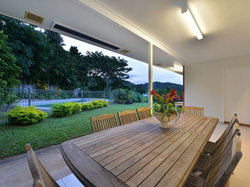 37 Ponticello Street, Whitfield QLD 4870