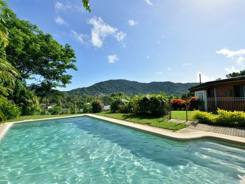 37 Ponticello Street, Whitfield QLD 4870