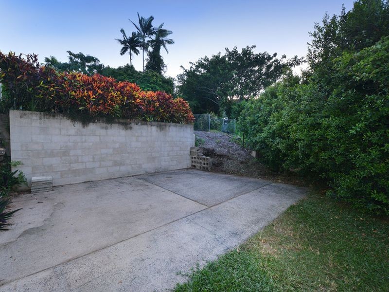 37 Ponticello Street, Whitfield QLD 4870