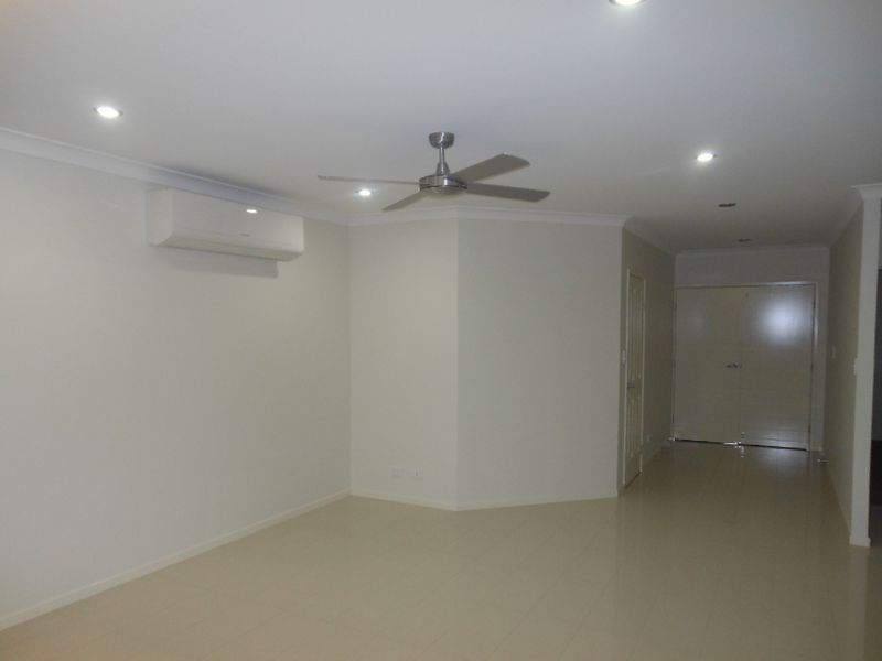2b Keirle Avenue, Whitfield QLD 4870