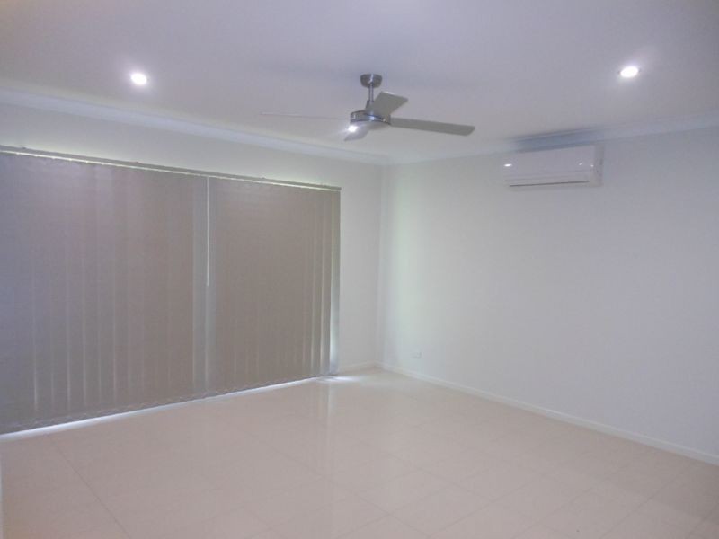 2b Keirle Avenue, Whitfield QLD 4870