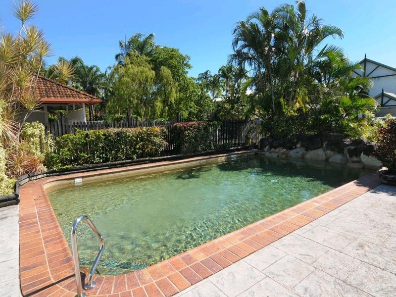 6/9 Springfield Crescent, Manoora QLD 4870