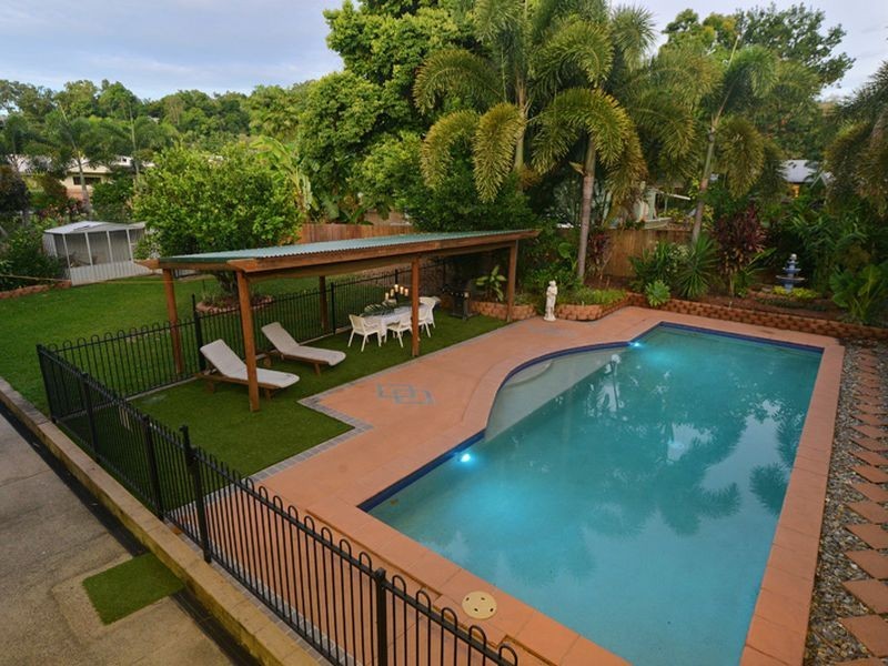 35 Old Smithfield Road, Freshwater QLD 4870