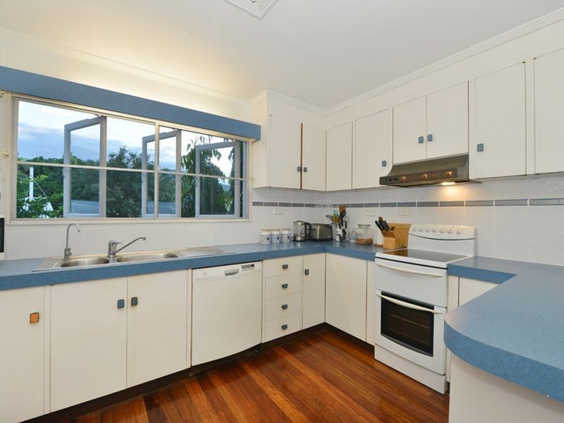 35 Old Smithfield Road, Freshwater QLD 4870
