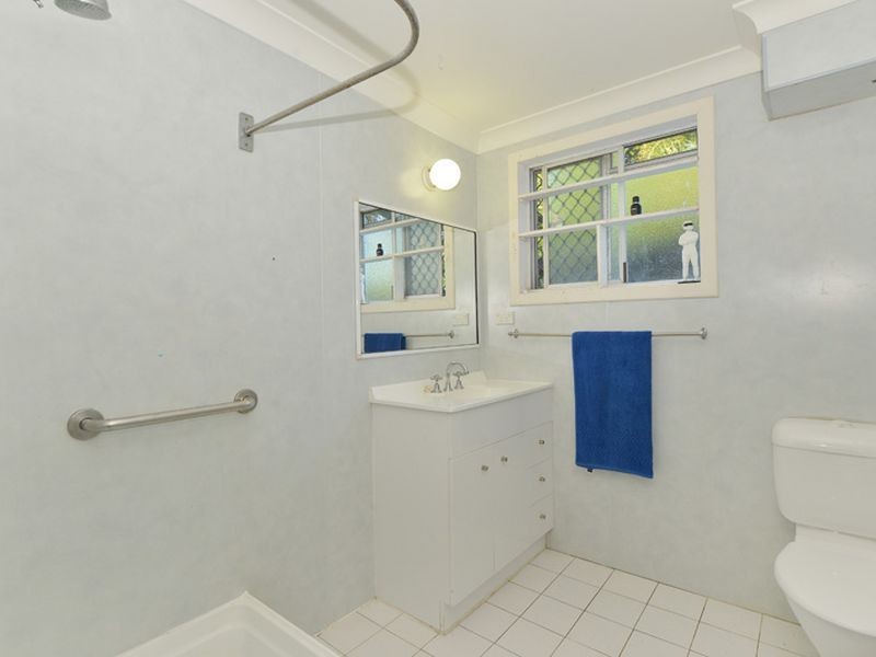 35 Old Smithfield Road, Freshwater QLD 4870