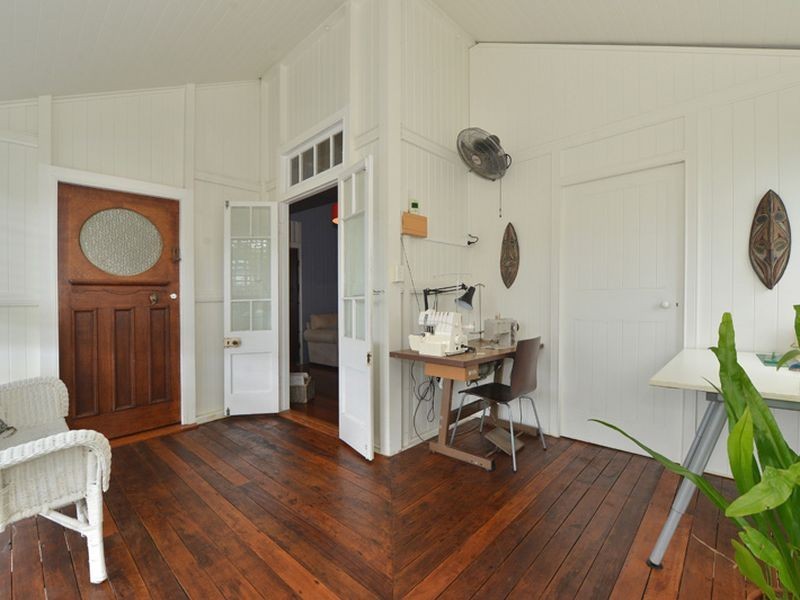 3 Cairns Street, Cairns North QLD 4870