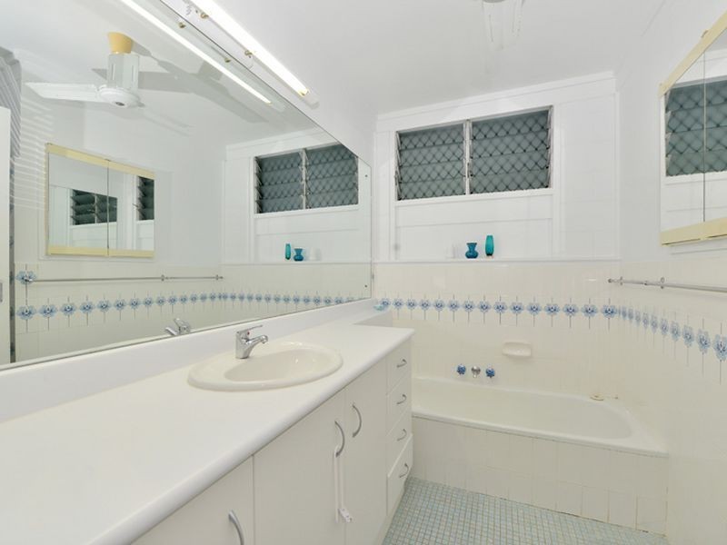 27 Merrybrook Street, Freshwater QLD 4870