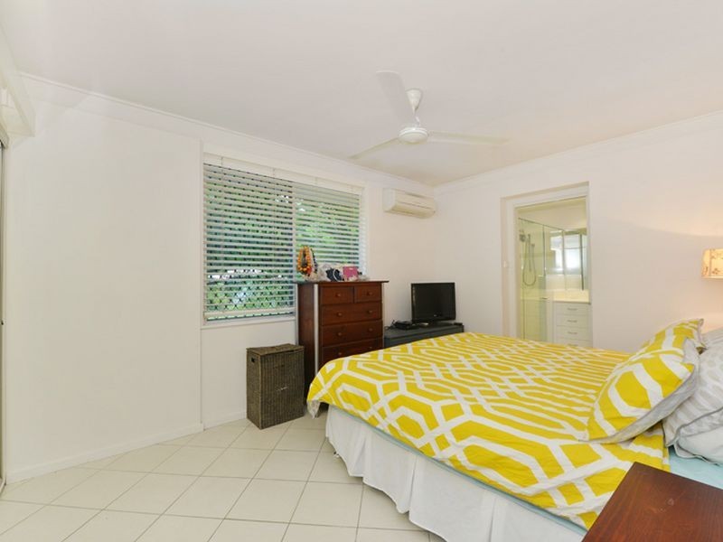 27 Merrybrook Street, Freshwater QLD 4870