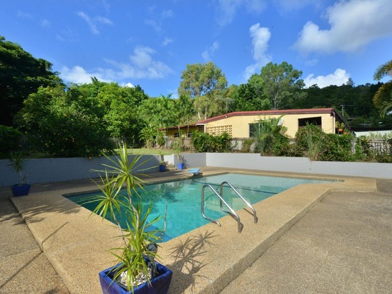 27 Merrybrook Street, Freshwater QLD 4870