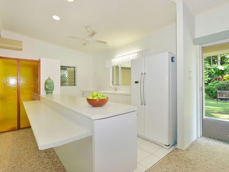 24 Endeavour Road, Clifton Beach QLD 4879