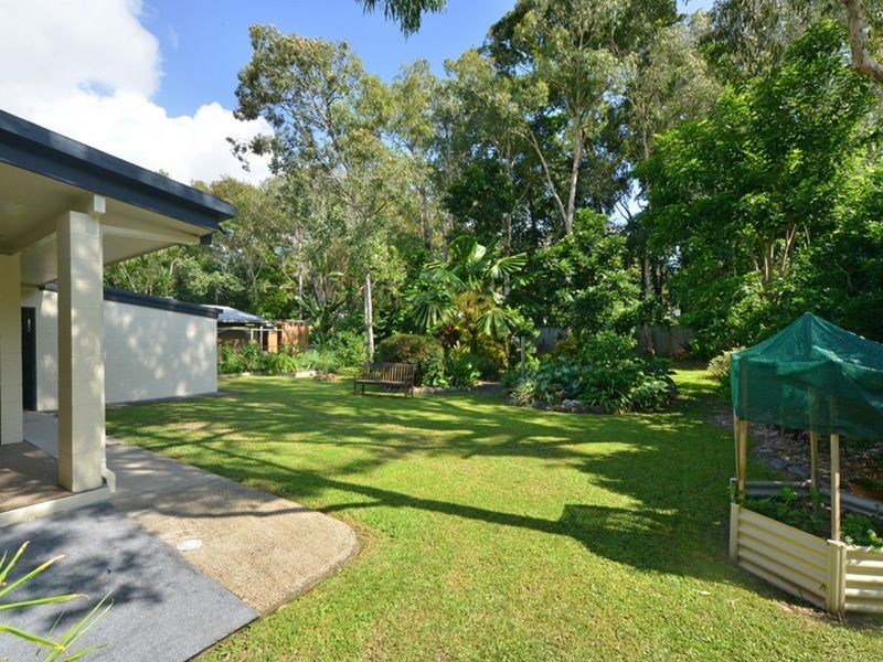 24 Endeavour Road, Clifton Beach QLD 4879