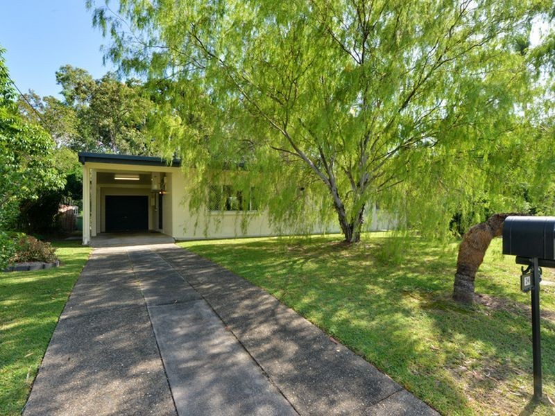 24 Endeavour Road, Clifton Beach QLD 4879