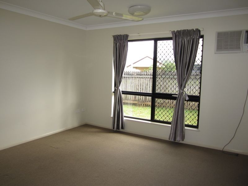 8 Benjamina St, Mount Sheridan QLD 4868