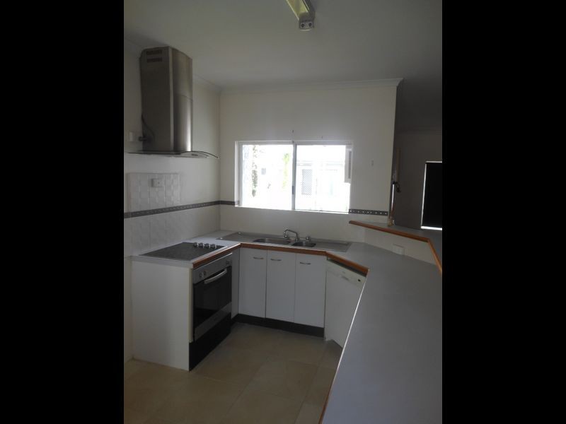 5/8 Rose Street, Westcourt QLD 4870