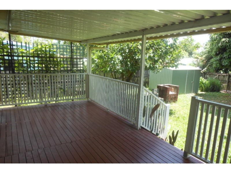 7 Solager Close, Manoora QLD 4870