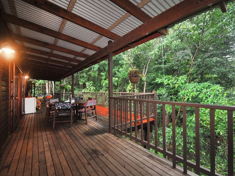 10 Cycas Close, Kamerunga QLD 4870