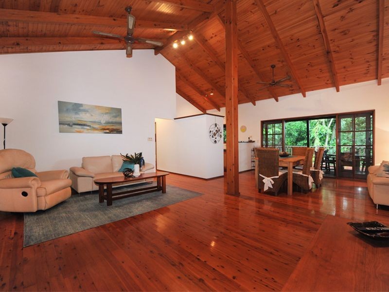 10 Cycas Close, Kamerunga QLD 4870