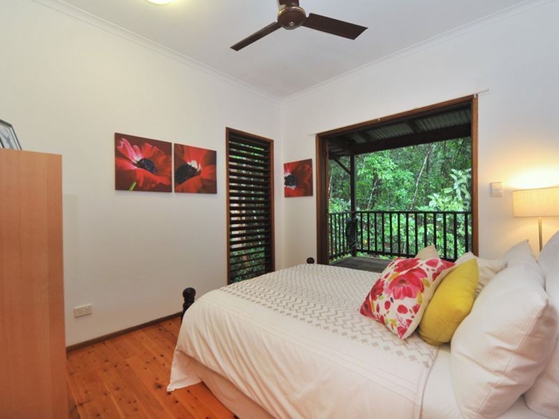 10 Cycas Close, Kamerunga QLD 4870