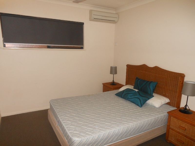 11/255 Lake Street, Cairns North QLD 4870