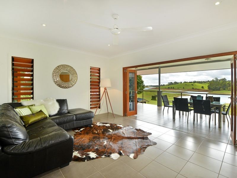 28 Oleander Drive, Yungaburra QLD 4884