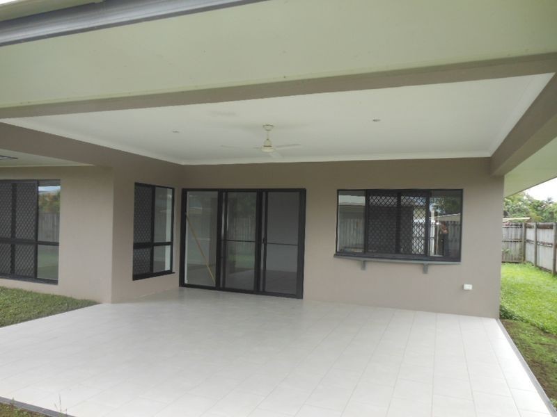 7 Goldberg Close, White Rock QLD 4868