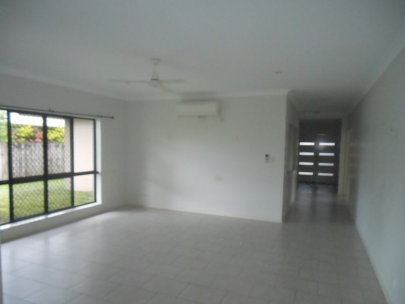 7 Goldberg Close, White Rock QLD 4868