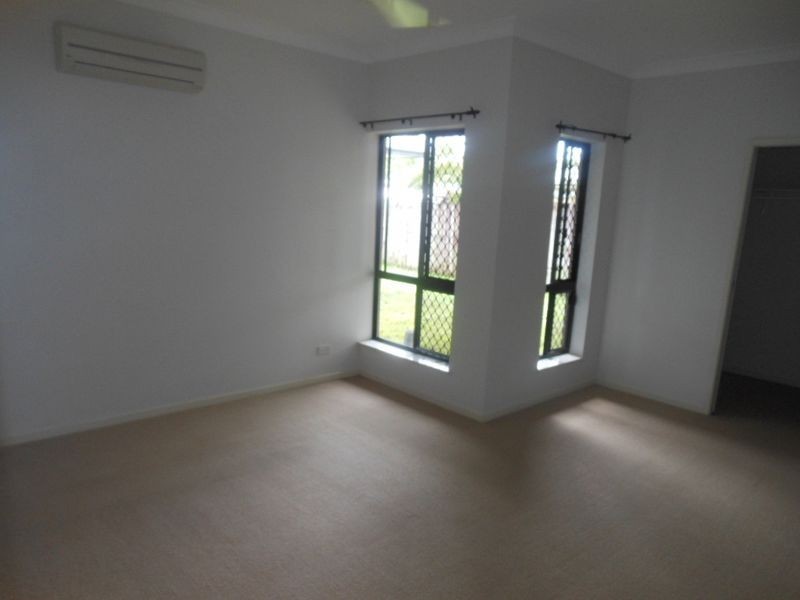 7 Goldberg Close, White Rock QLD 4868