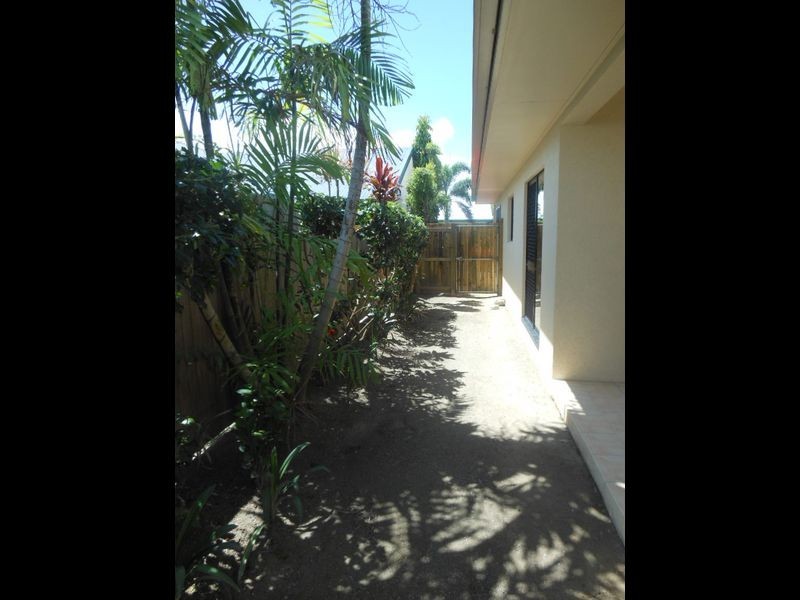 8 Alva Close, Kewarra Beach QLD 4879