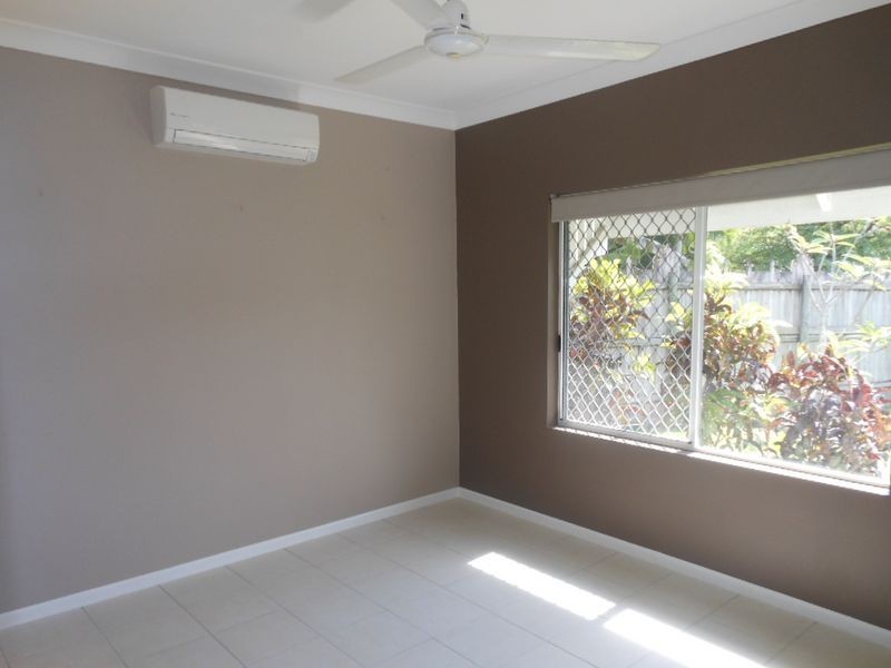 1/24 Ireland Crescent, Whitfield QLD 4870