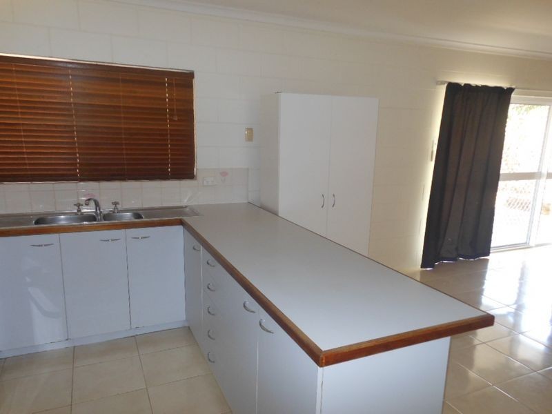 1/24 Ireland Crescent, Whitfield QLD 4870