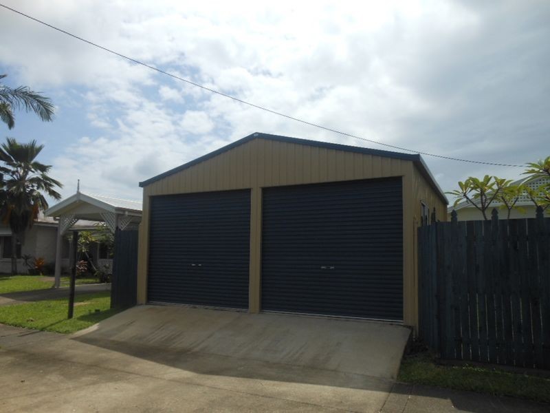 1/24 Ireland Crescent, Whitfield QLD 4870