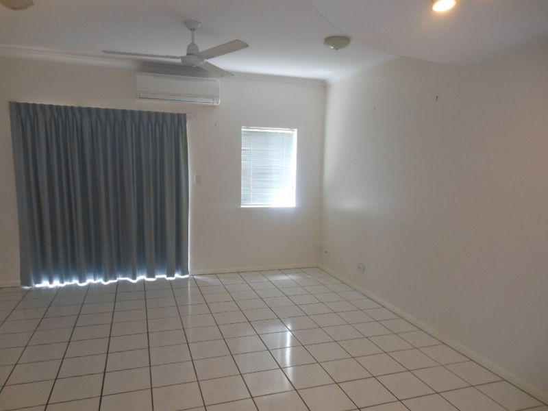 9/42 Springfield Crescent, Manoora QLD 4870