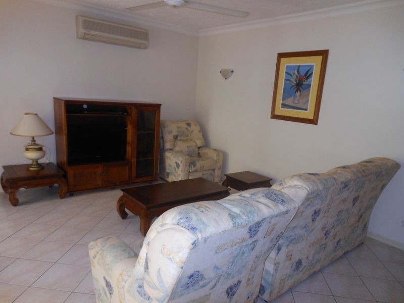 1312/2 Greenslopes Street, Cairns North QLD 4870