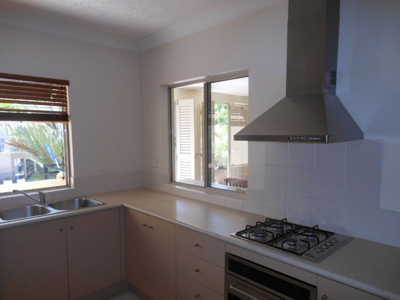 1312/2 Greenslopes Street, Cairns North QLD 4870