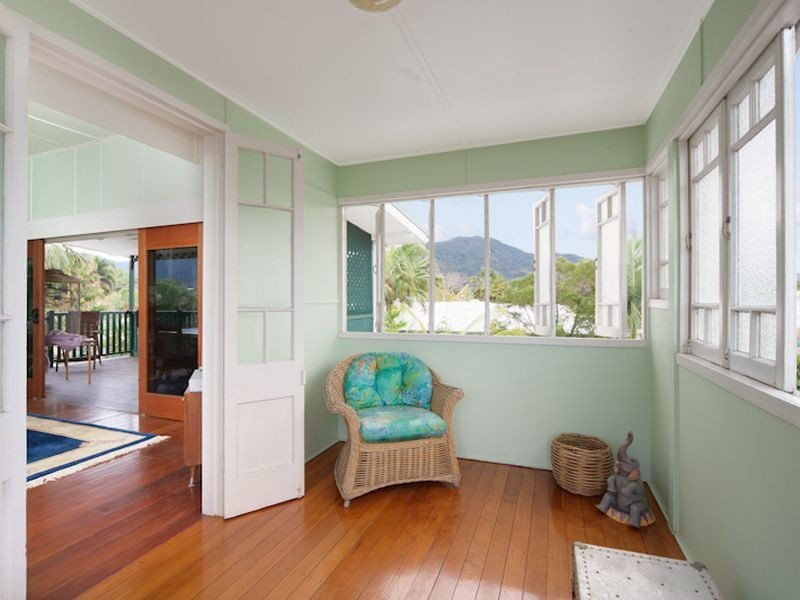 49 Birch Street, Manunda QLD 4870