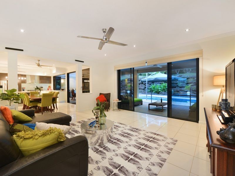 8 Celebration Close, Clifton Beach QLD 4879