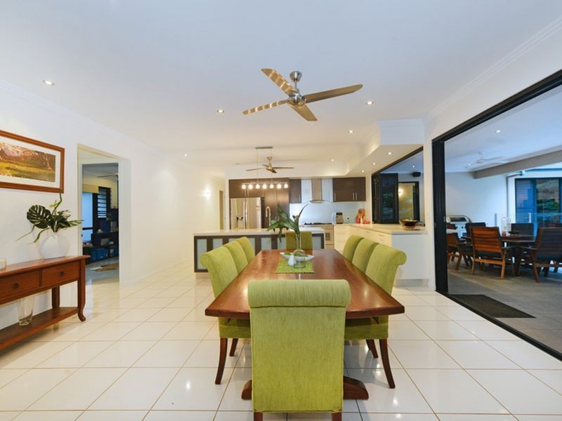 8 Celebration Close, Clifton Beach QLD 4879