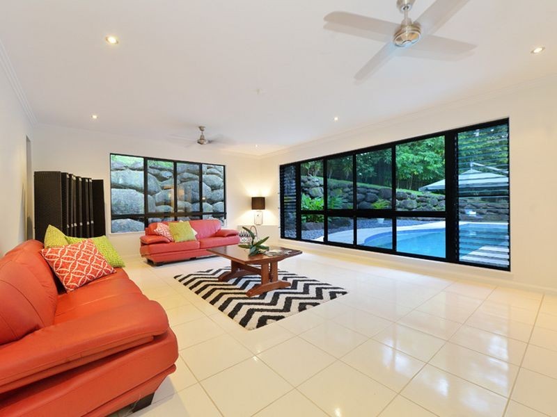 8 Celebration Close, Clifton Beach QLD 4879
