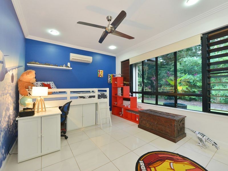 8 Celebration Close, Clifton Beach QLD 4879