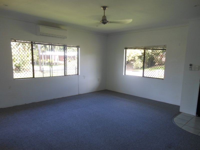 10 Robin Street, Bayview Heights QLD 4868