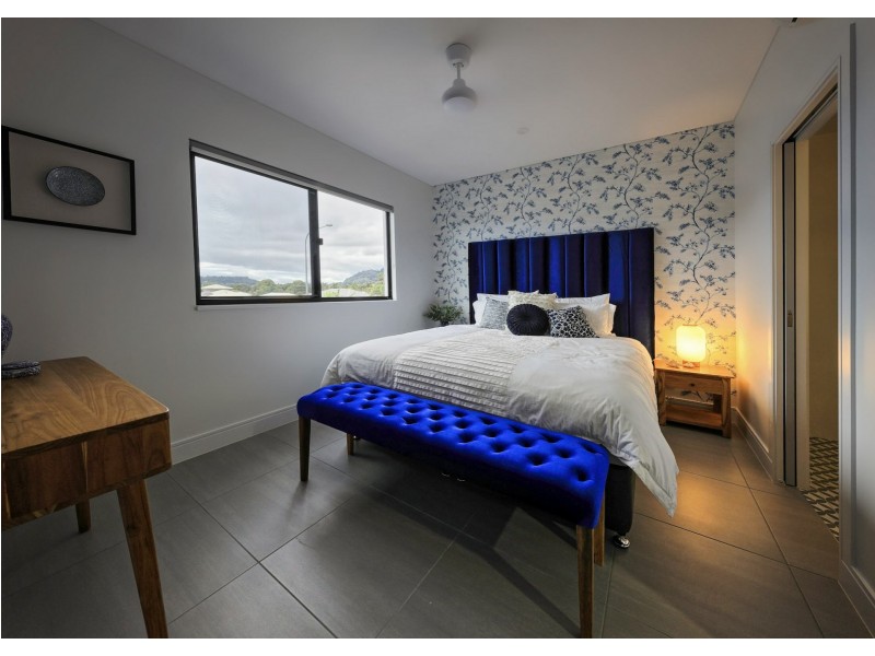 76-78 Intake Road, Redlynch QLD 4870