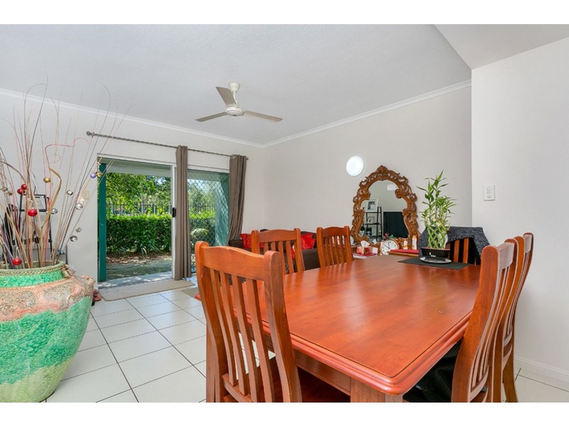 2/43 McCormack Street, Manunda QLD 4870